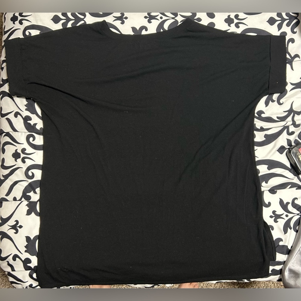 2 piece Zenana Black Pj Oversized L shirt& L short set-size L - Picture 2 of 16